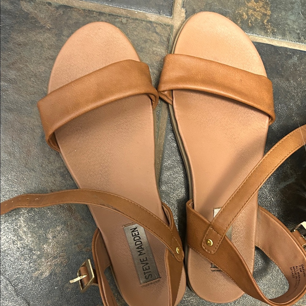 Steve Madden Women's Brown Strap Sandals